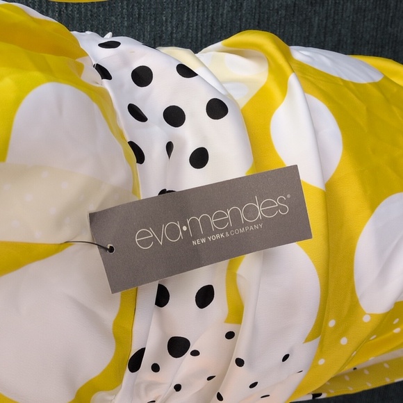 Eva Mendes For NY & Co Fabulous Polka Dot Faux Wrap Dress!! - Picture 11 of 17